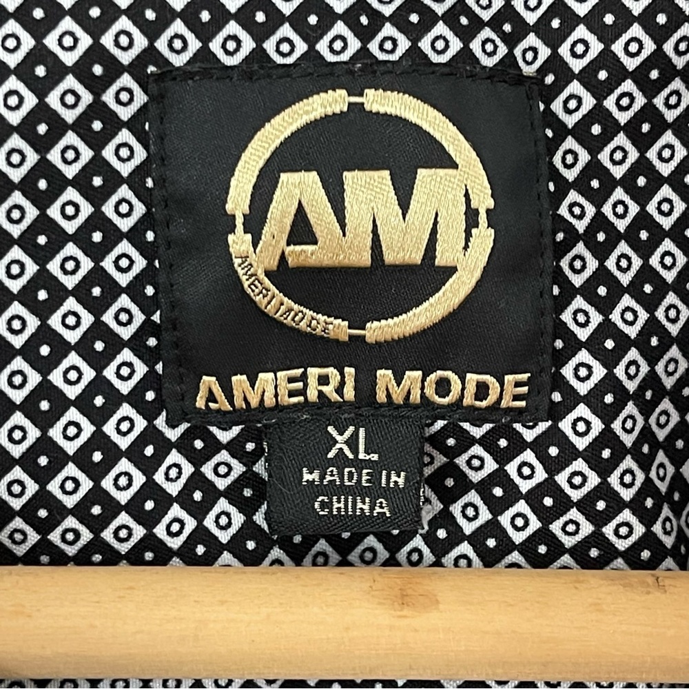 Ameri Mode Chains Brown Button Down Shirt Size Xl - image 7